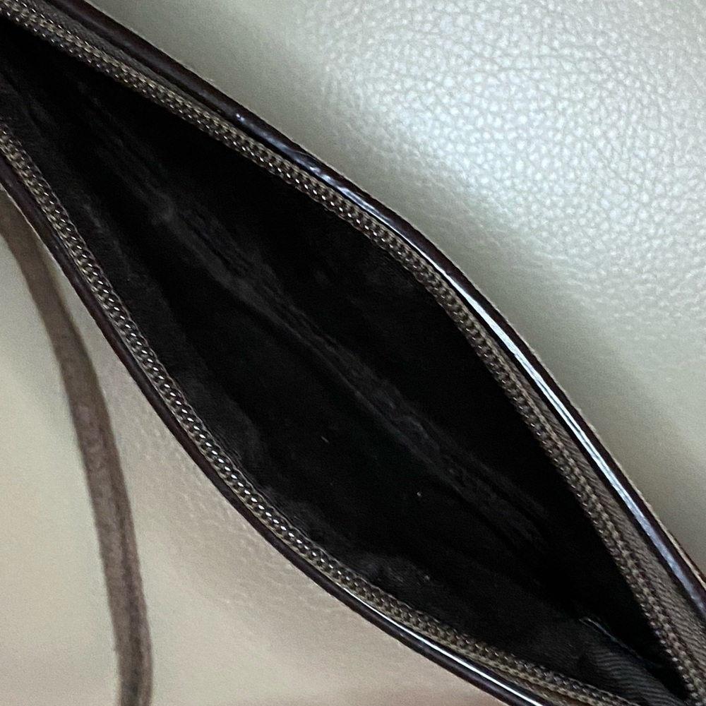 Metallic Signature Beaded Brown Lurex Suede Wristlet​​​​​​​​​​​​​​​​​​​​​​​​ - Picture 9 of 11